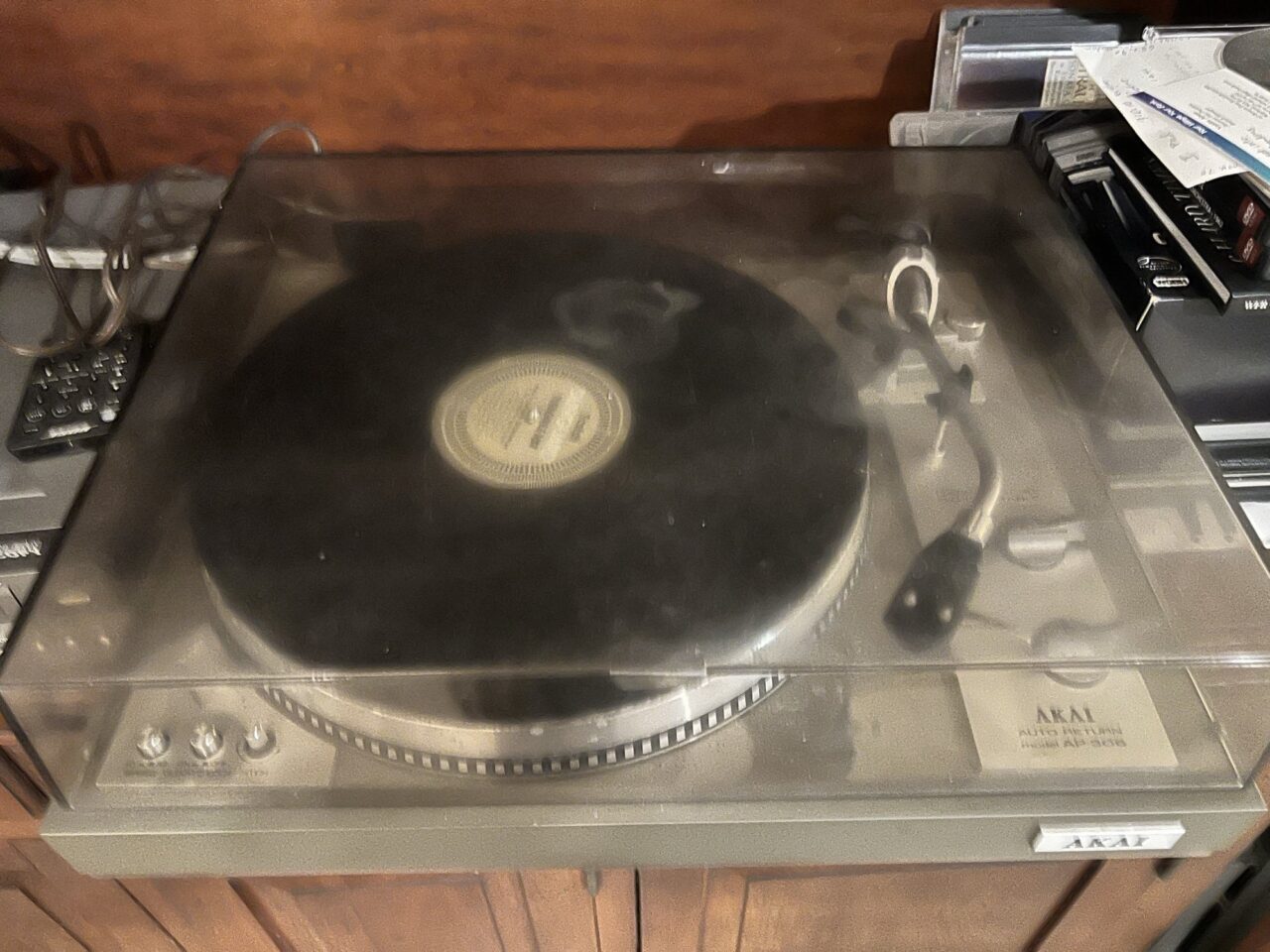 Record turntable