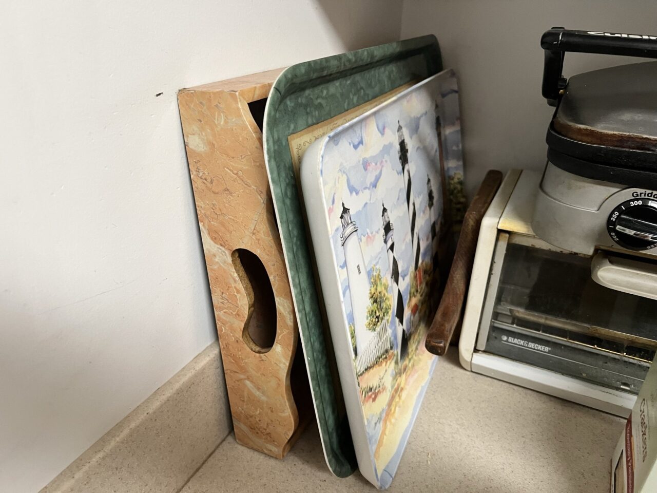 Trays and cutting boards (note: Mom wants to keep the one on the right)
