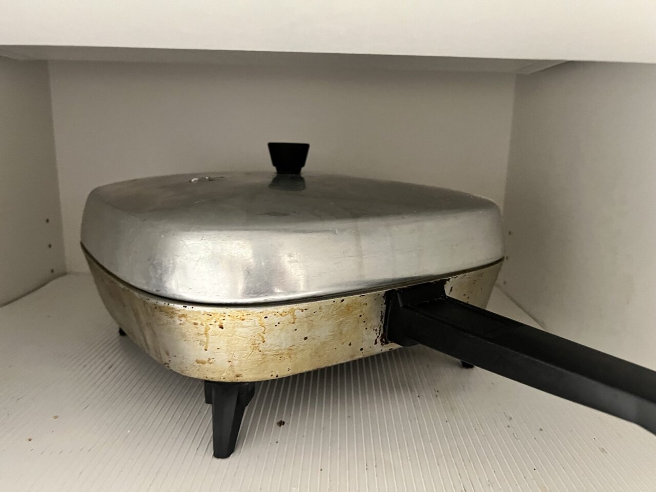 Electric skillet - includes electric control thing
