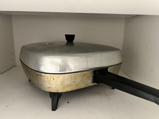 Electric skillet - includes electric control thing