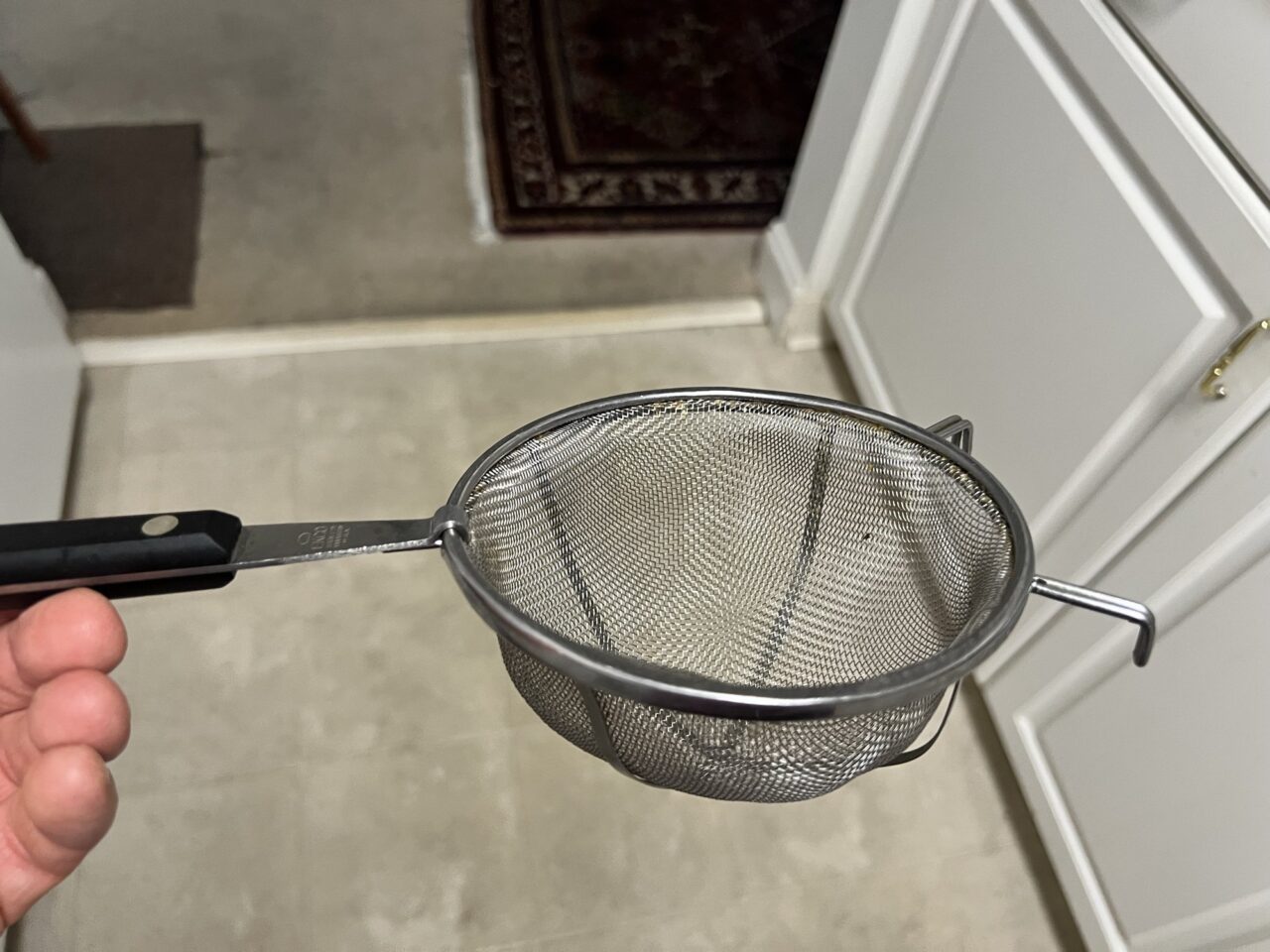 Mesh strainer