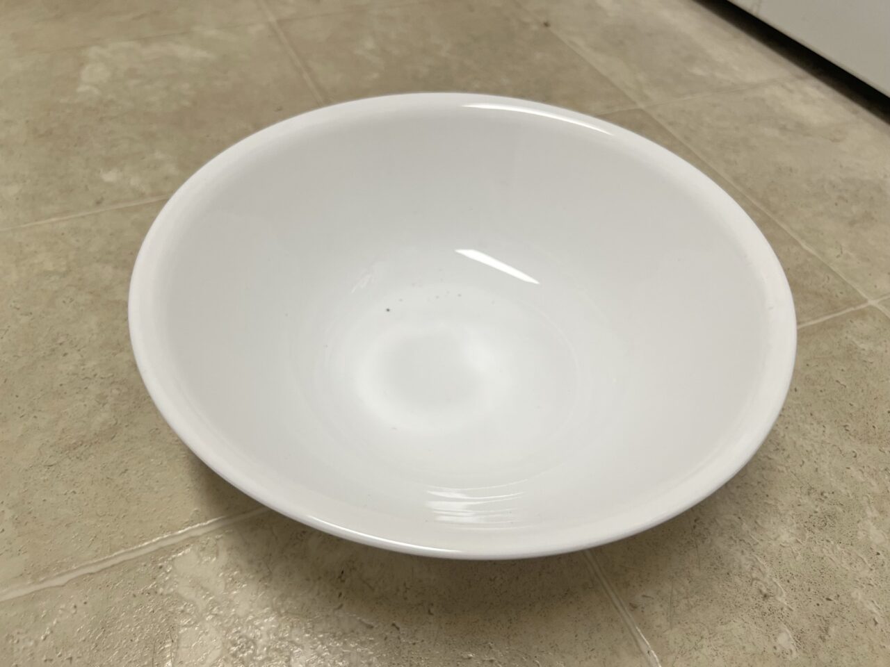 White serving bowl
