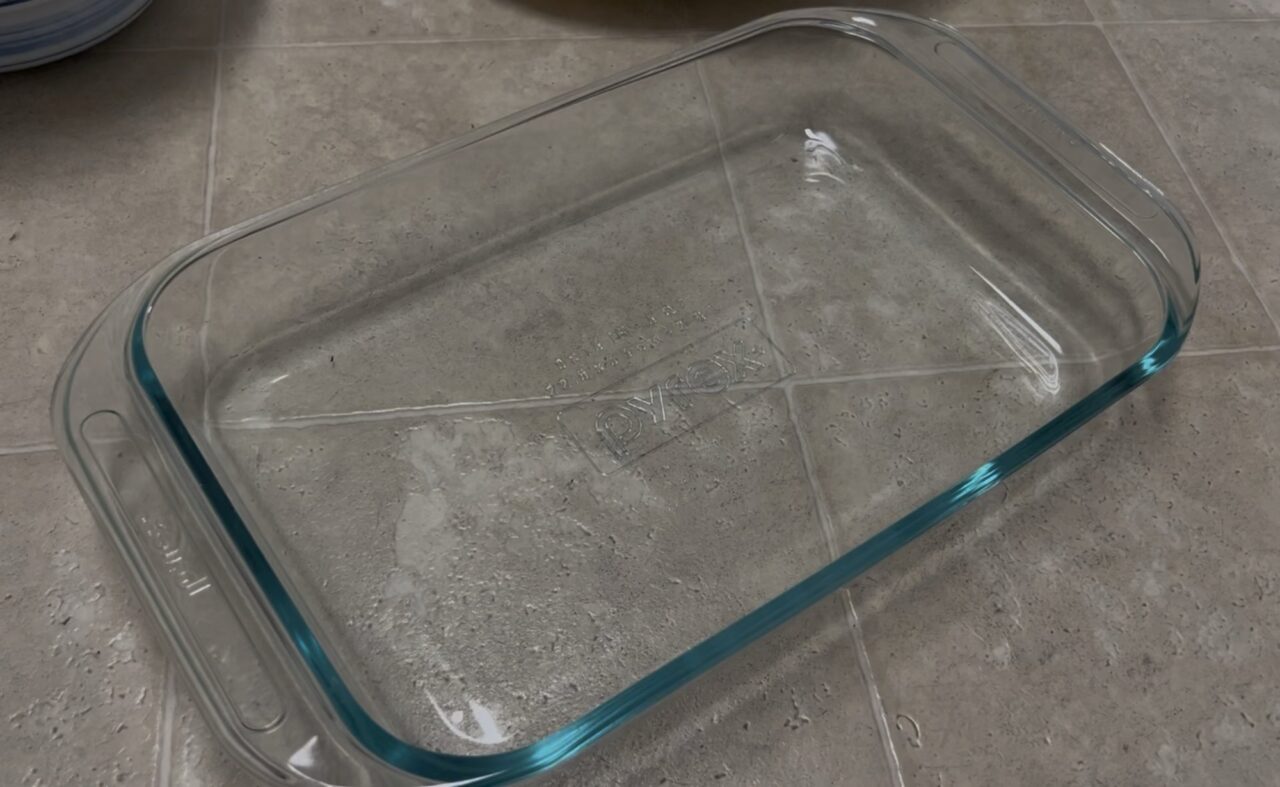 Large pyrex baking dish