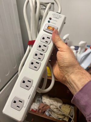 Belkin surge protector power strip