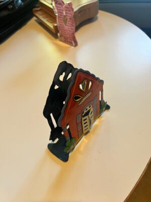 Painted metal napkin holder