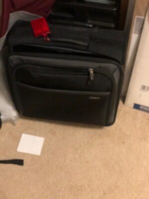 Rolling laptop suitcase